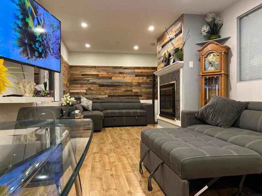 Westview Vacation Rental - Two Br House Норт Ванкувър Екстериор снимка