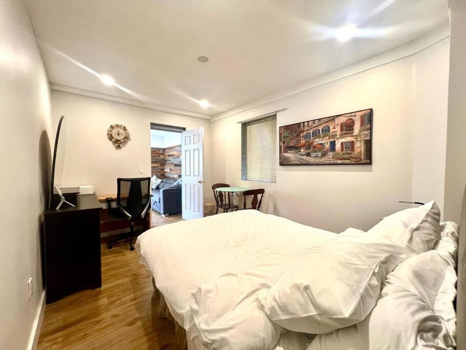 Westview Vacation Rental - Two Br House Норт Ванкувър Екстериор снимка